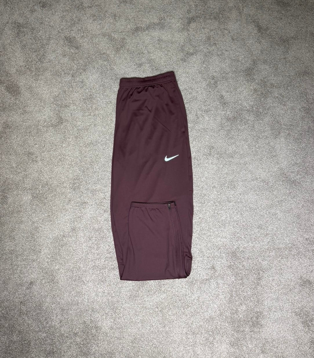 Nike Burgundy Jacket & Bottoms Set